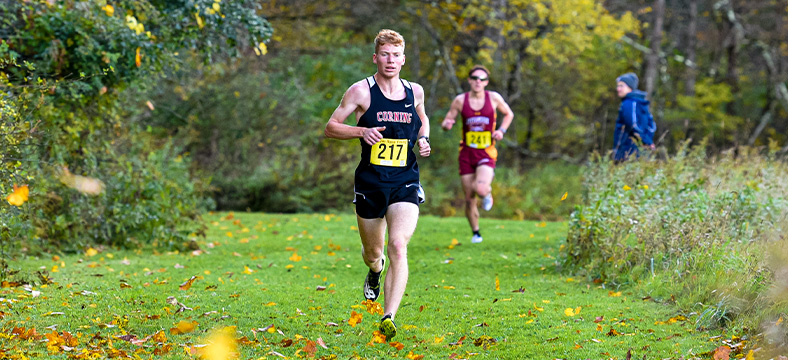 Hayden Allington running at the MSAC race on a fall morning